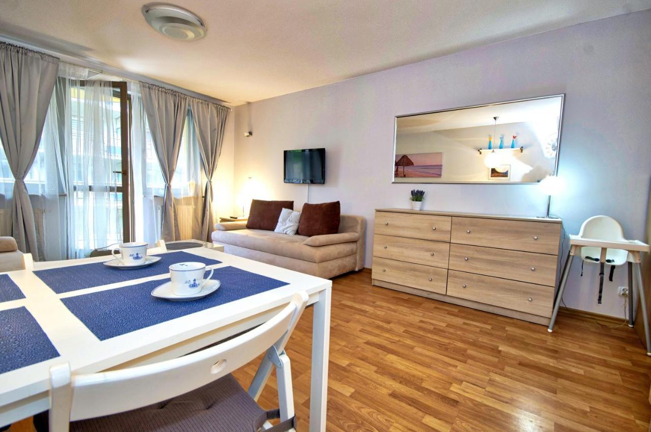 Apartament Park Zdrojowy 2 ชวีโนวิชแจ ภายนอก รูปภาพ